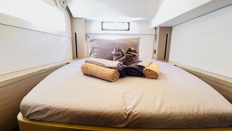 Lagoon 46 | Ghost Buster