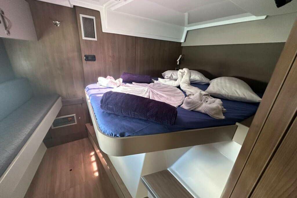 Bali Catspace | Miro Bot