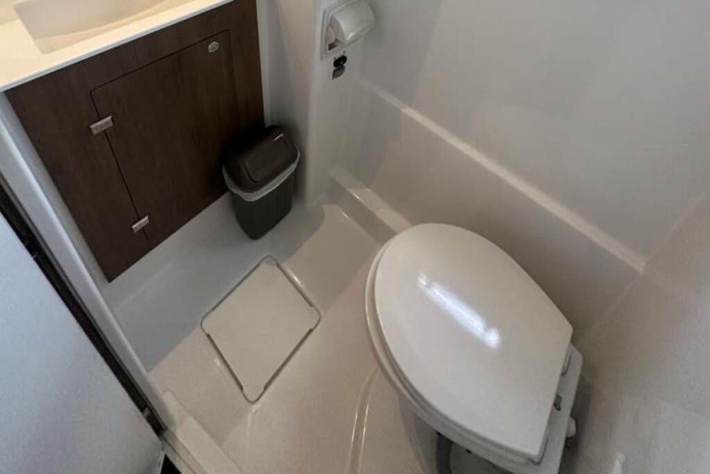 Bali Catspace | Miro Bot