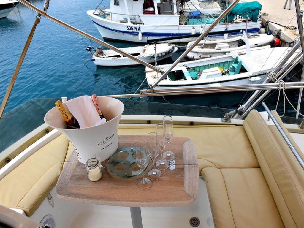 Beneteau Antares 13.80 | Gloria