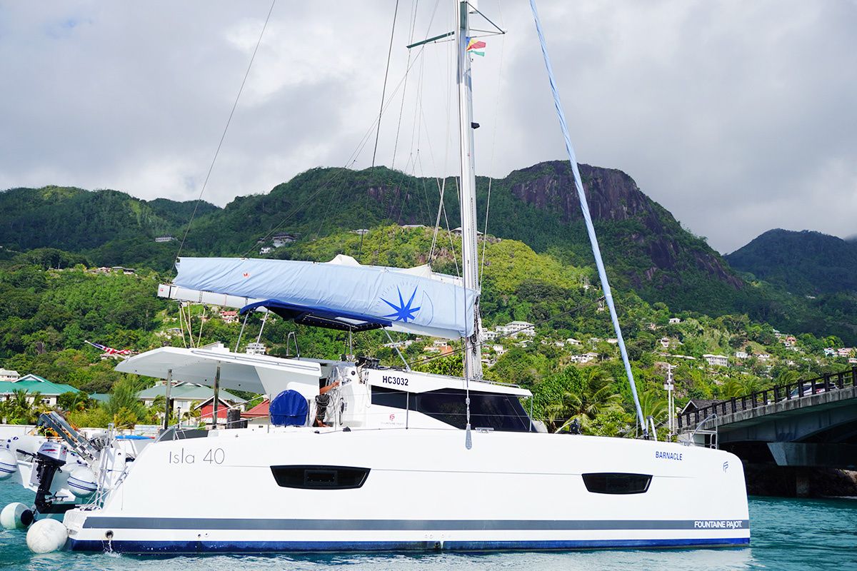 Fountaine Pajot Isla 40 | Barnacle