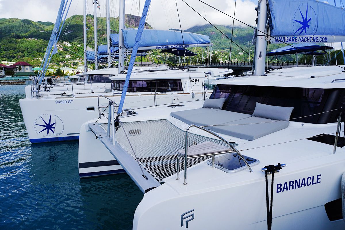 Fountaine Pajot Isla 40 | Barnacle
