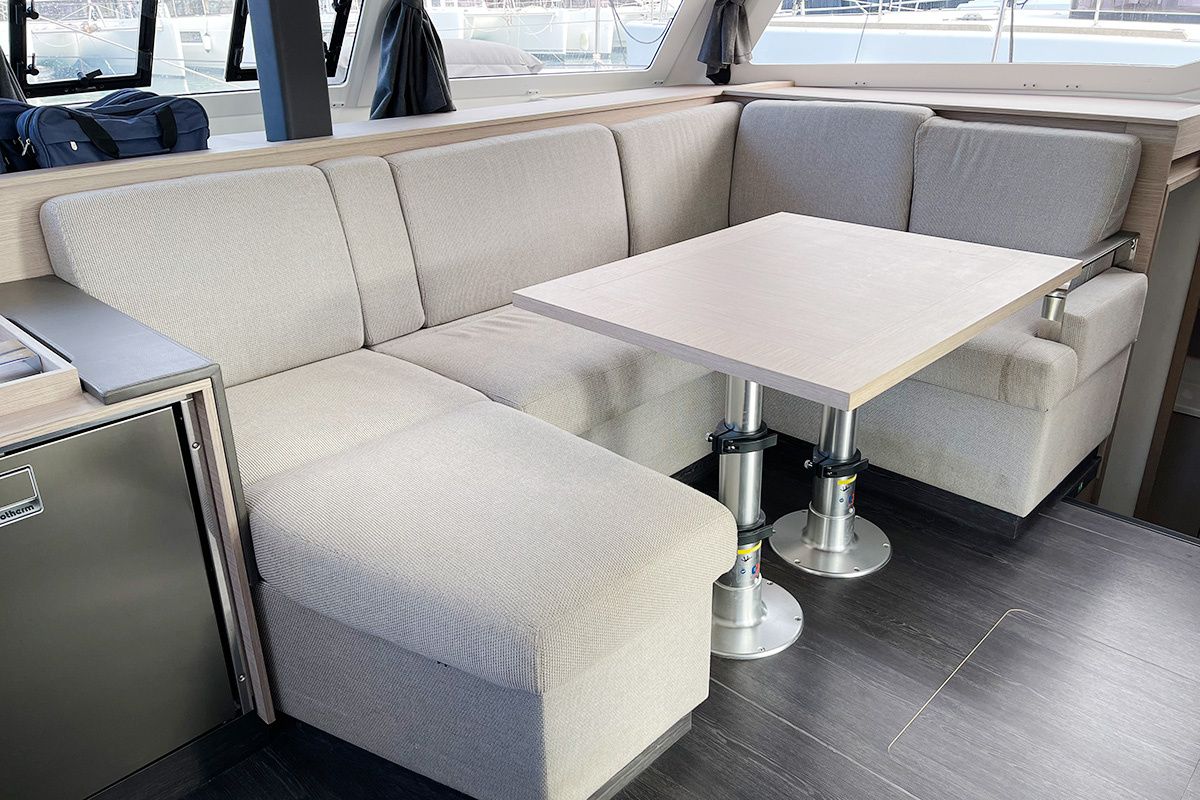Fountaine Pajot Isla 40 | Barnacle