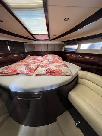 Galeon 385 HTS | Manoli