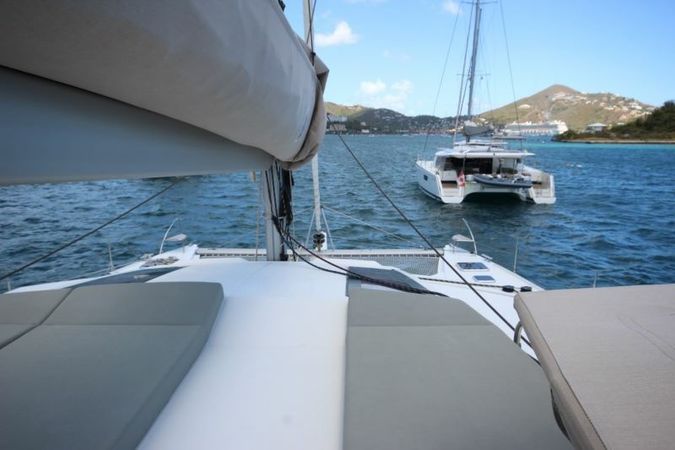 Fountaine Pajot Saba 50 | Apres Ski