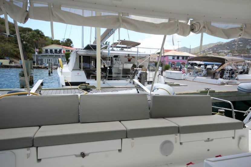 Fountaine Pajot Saba 50 | Apres Ski