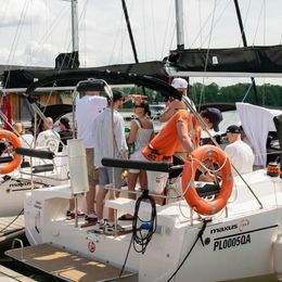 Northman Maxus 34 | Zatoka Kaczerajno