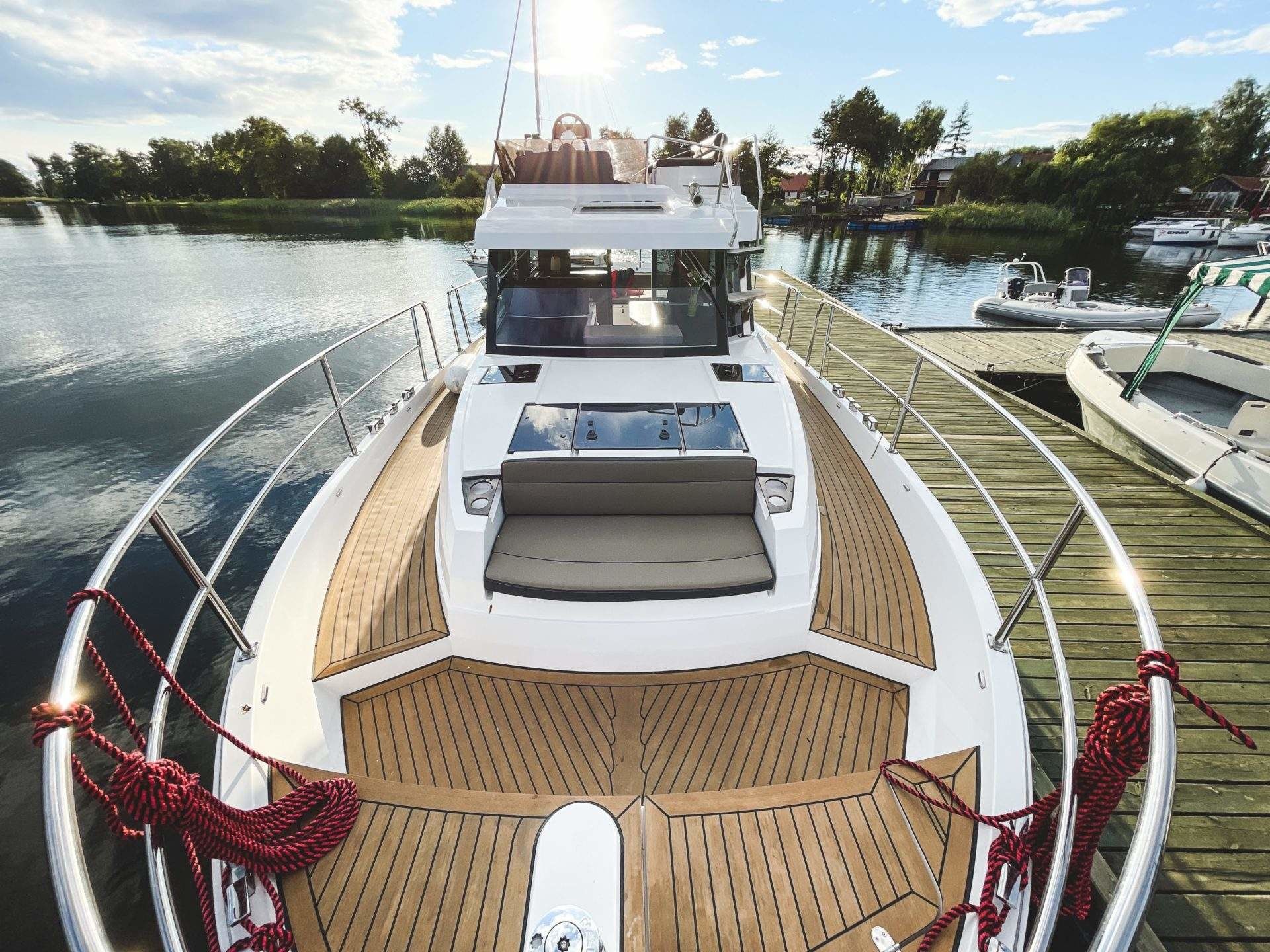 Northman 1200 | Hitchcock