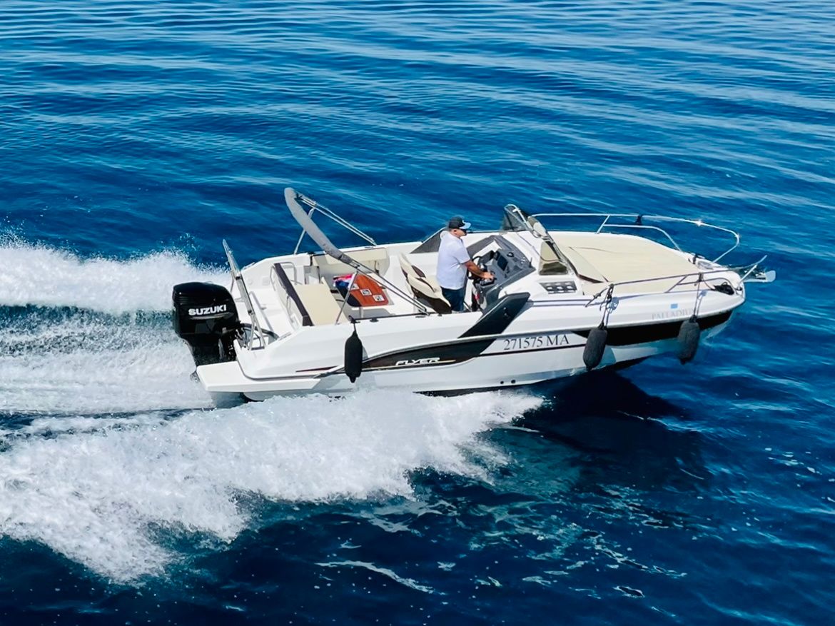 Beneteau Flyer 7.7 | Sundeck