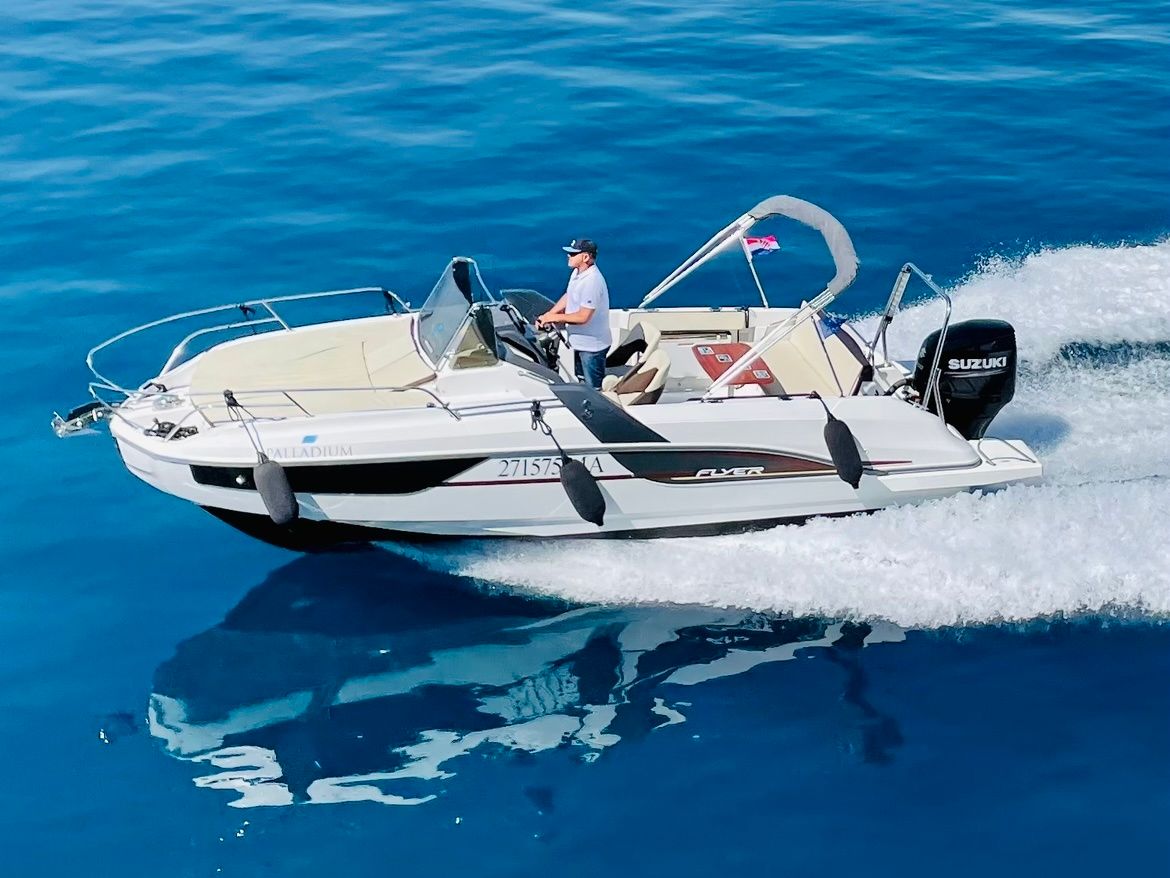 Beneteau Flyer 7.7 | Sundeck