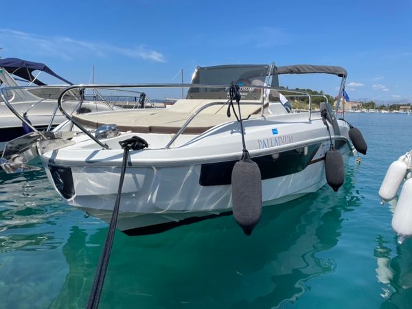 Beneteau Flyer 7.7 | Sundeck