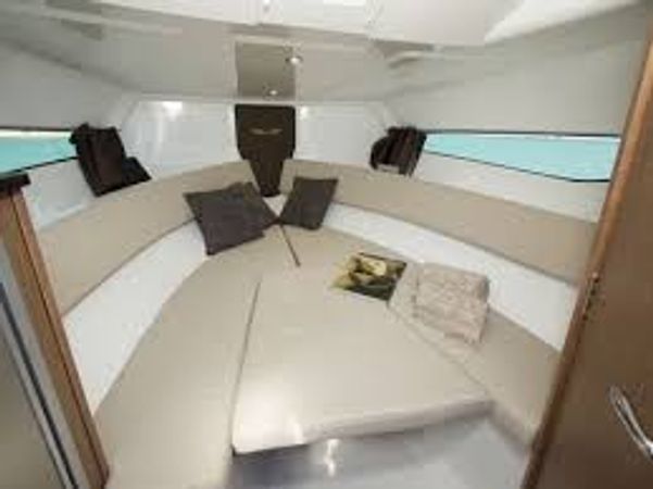 Beneteau Flyer 7.7 | Sundeck