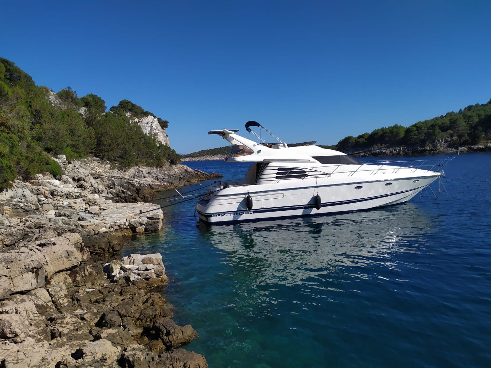 Sunseeker Manhattan 45 | Fly