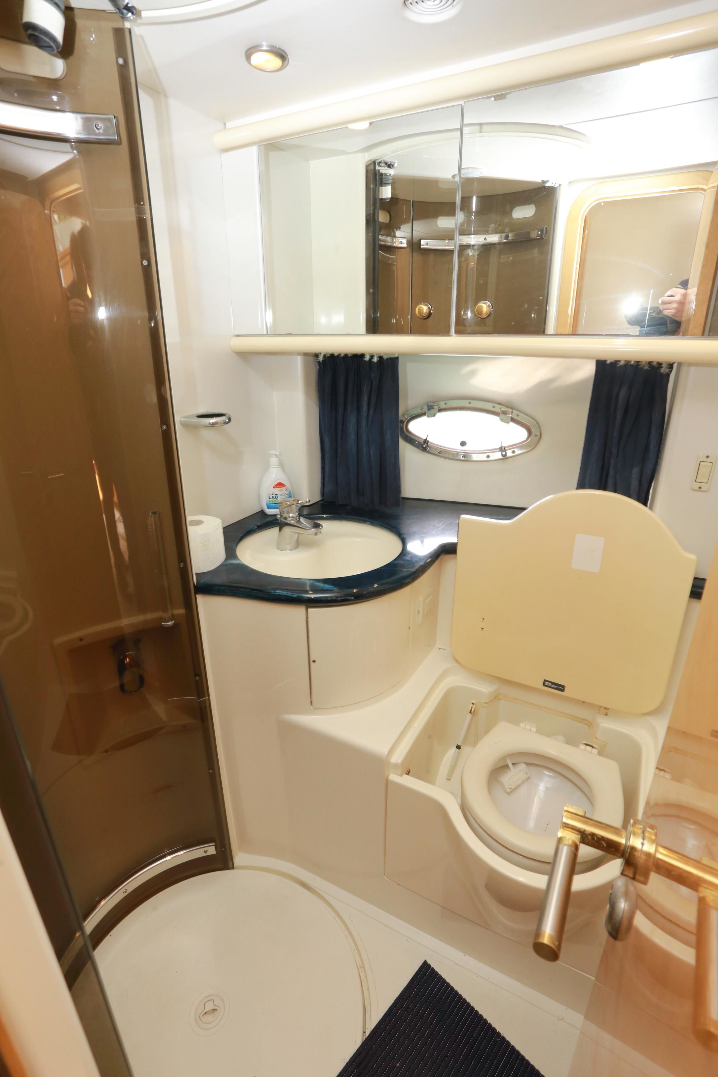 Sunseeker Manhattan 45 | Fly