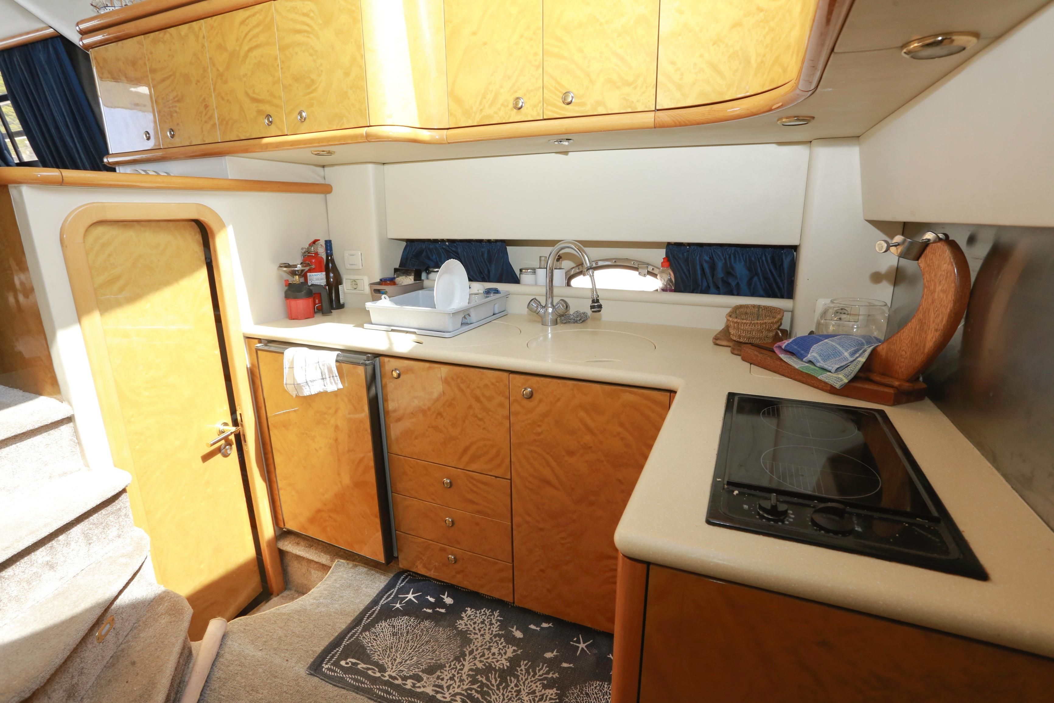 Sunseeker Manhattan 45 | Fly