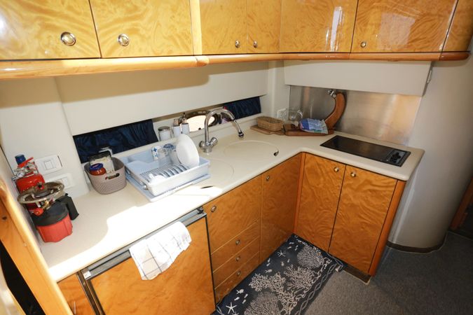 Sunseeker Manhattan 45 | Fly