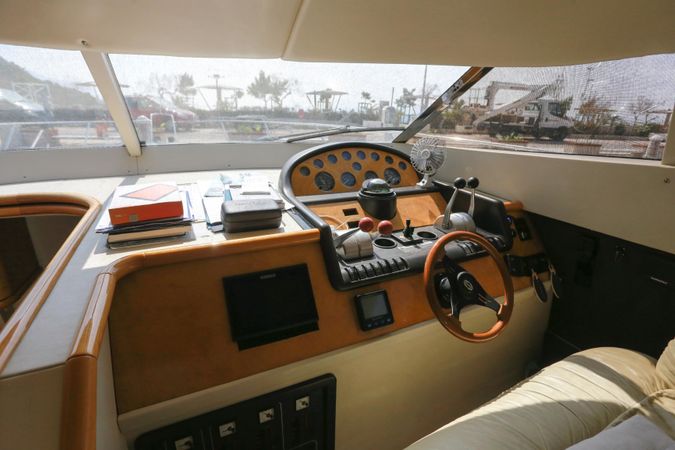 Sunseeker Manhattan 45 | Fly