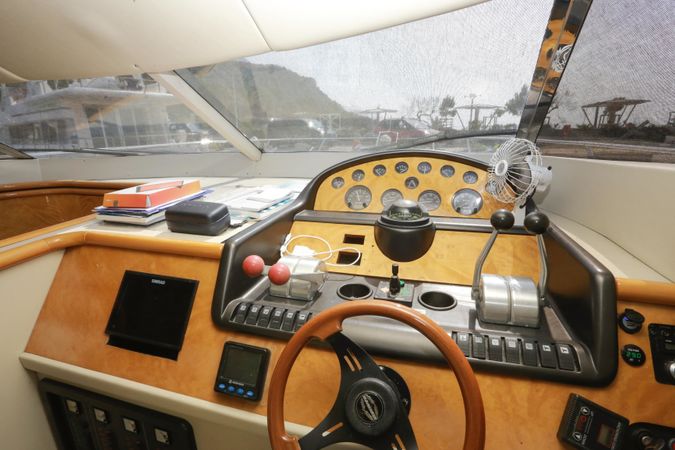 Sunseeker Manhattan 45 | Fly