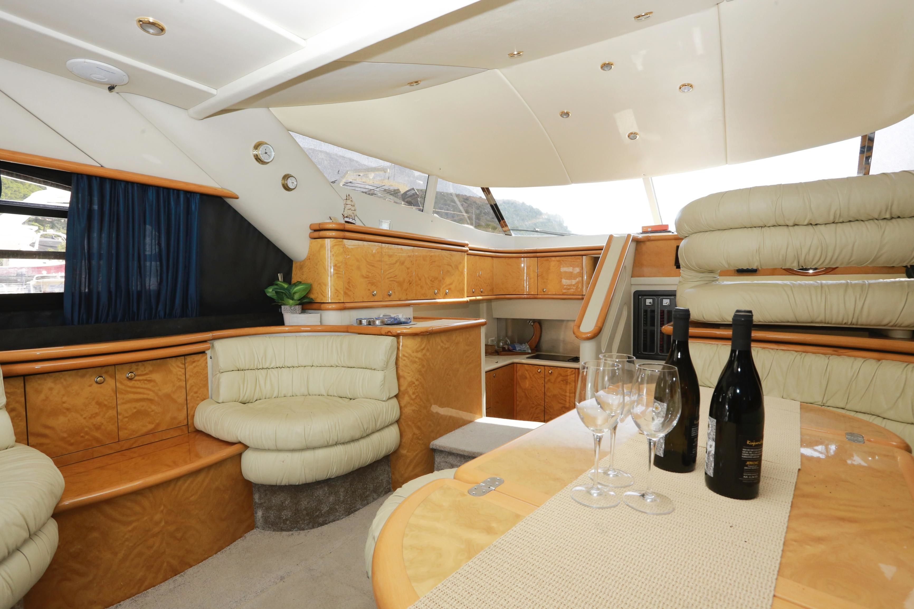 Sunseeker Manhattan 45 | Fly
