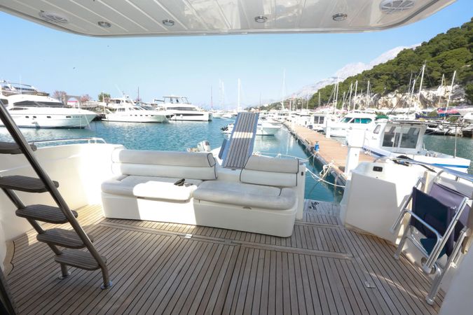 Sunseeker Manhattan 45 | Fly