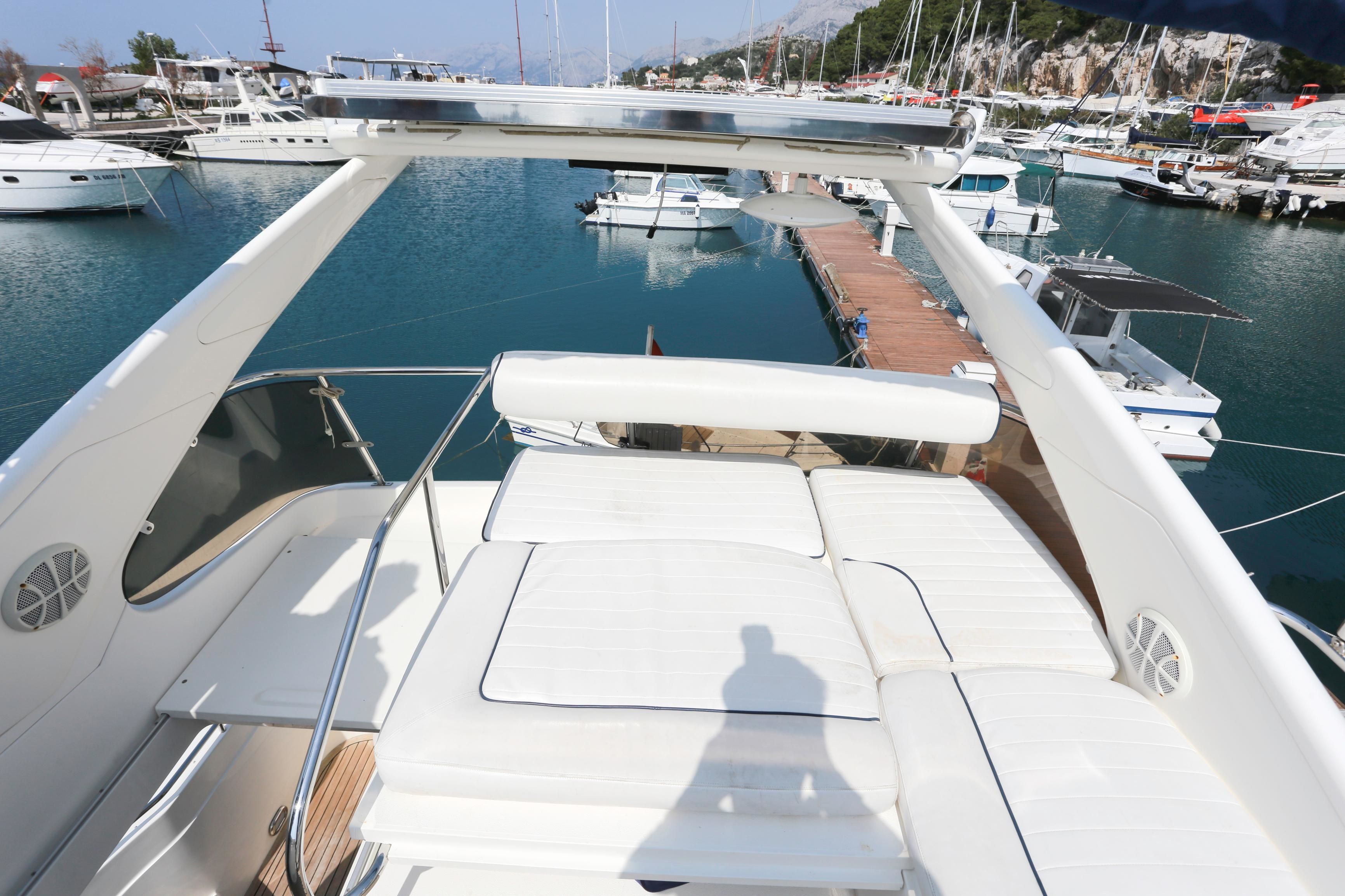Sunseeker Manhattan 45 | Fly
