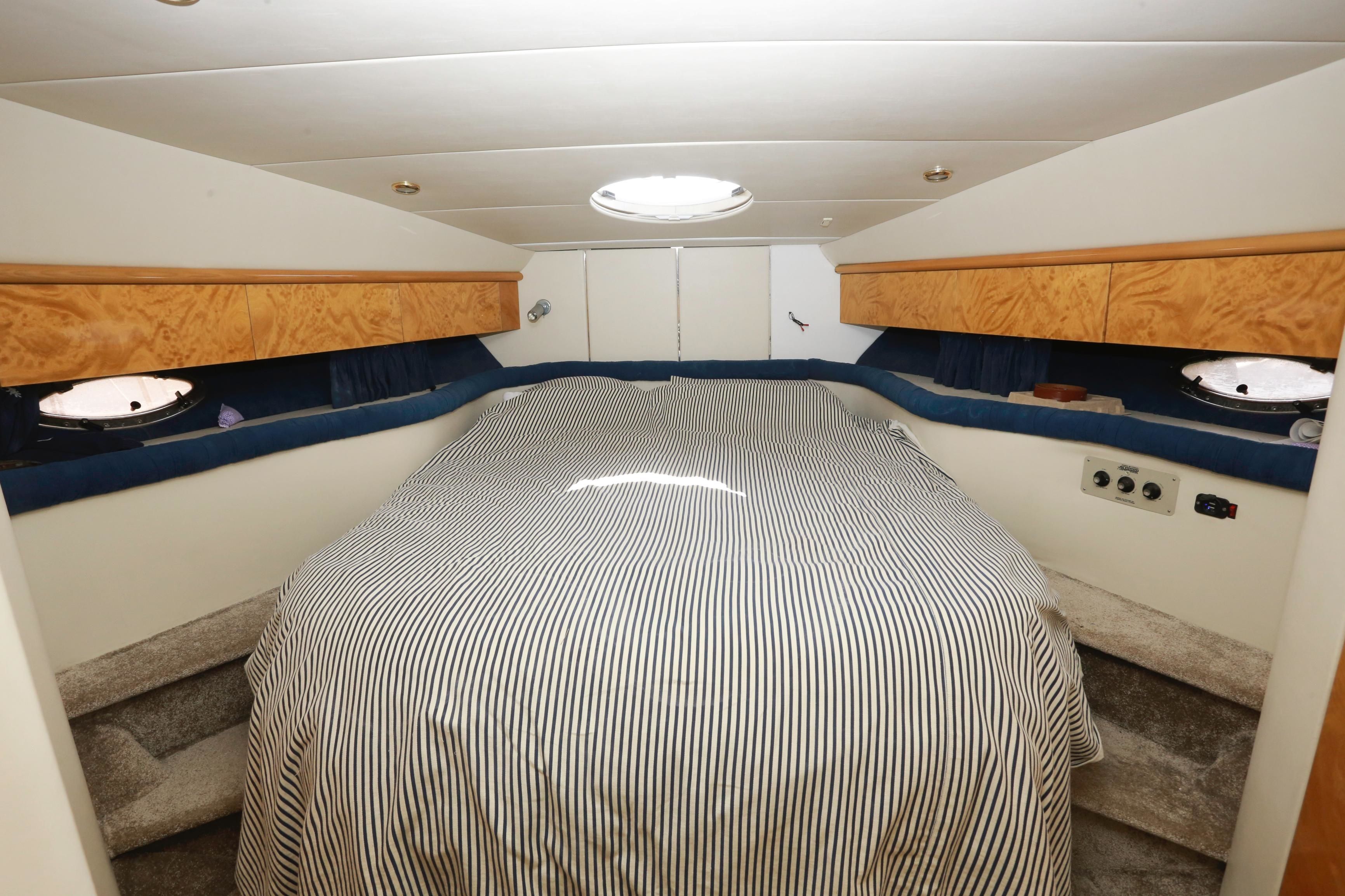 Sunseeker Manhattan 45 | Fly