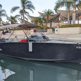 Nuva Yachts 6 | Black Panther