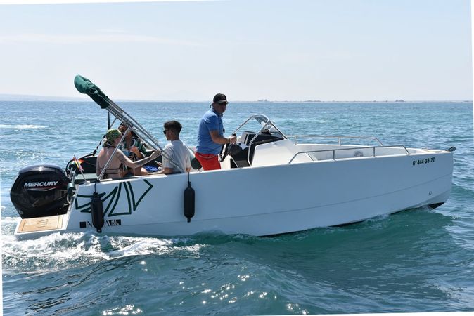 Nuva Yachts 6 | Aquaman
