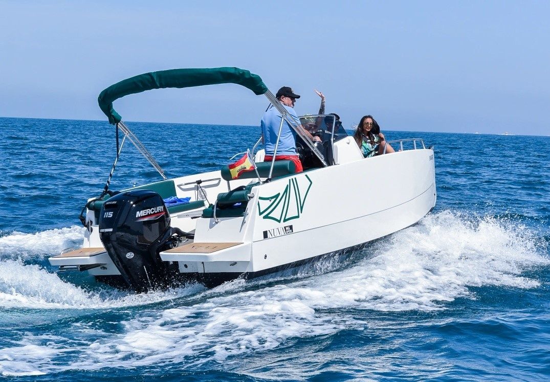 Nuva Yachts 6 | Aquaman