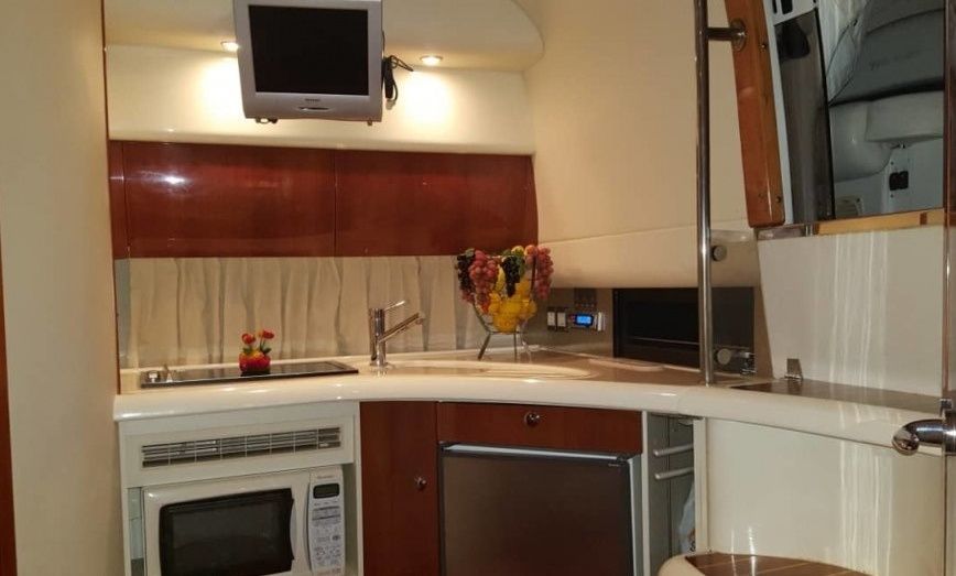 Fairline Targa 34 | Katherine & Hara