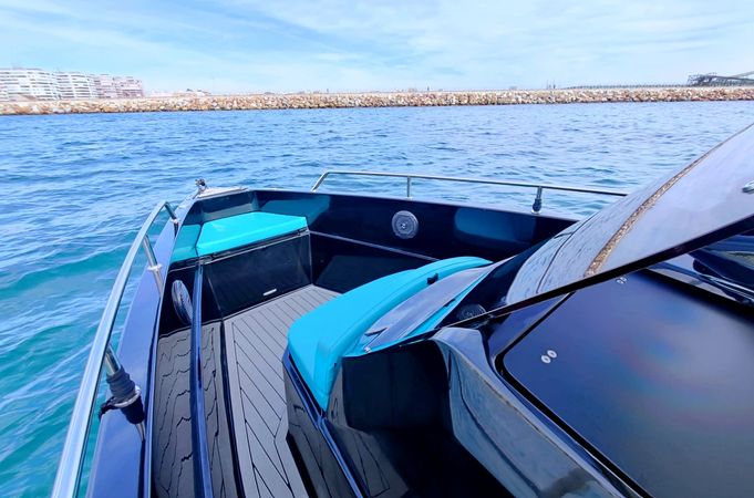 Nuva Yachts M6 | Temptation
