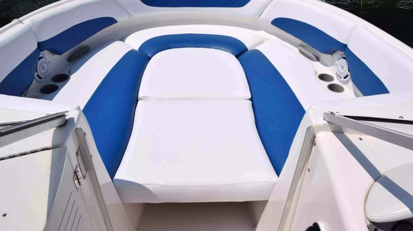 Bayliner 249 SD | Bayliner