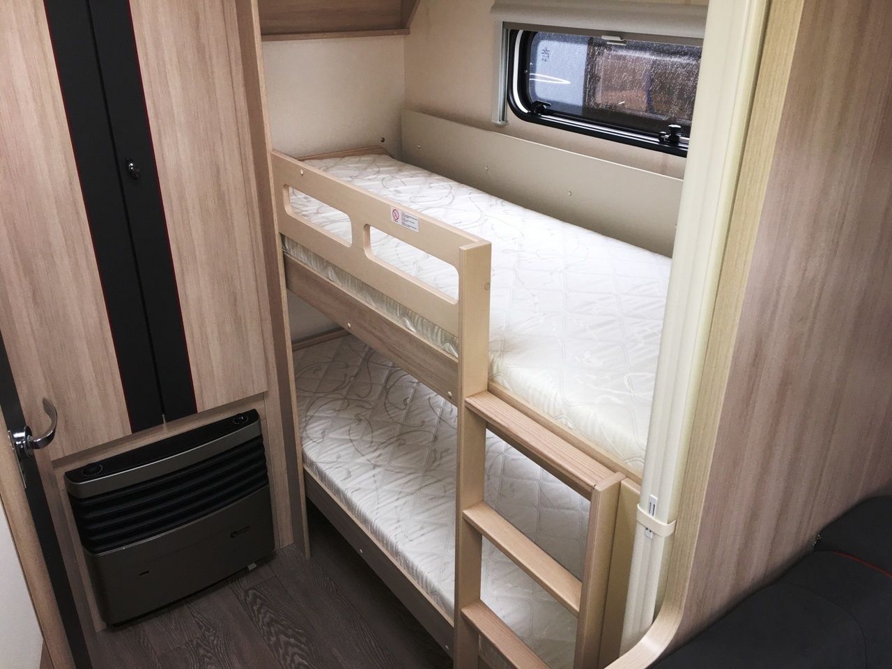 Technus Water Camper 1200 | Fletcher Christian