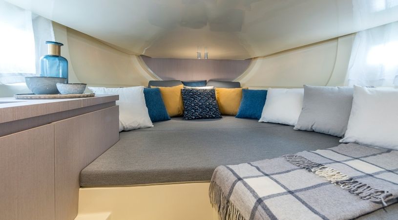 Invictus 270 | Chalu