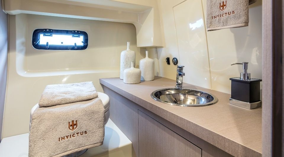 Invictus 270 | Chalu