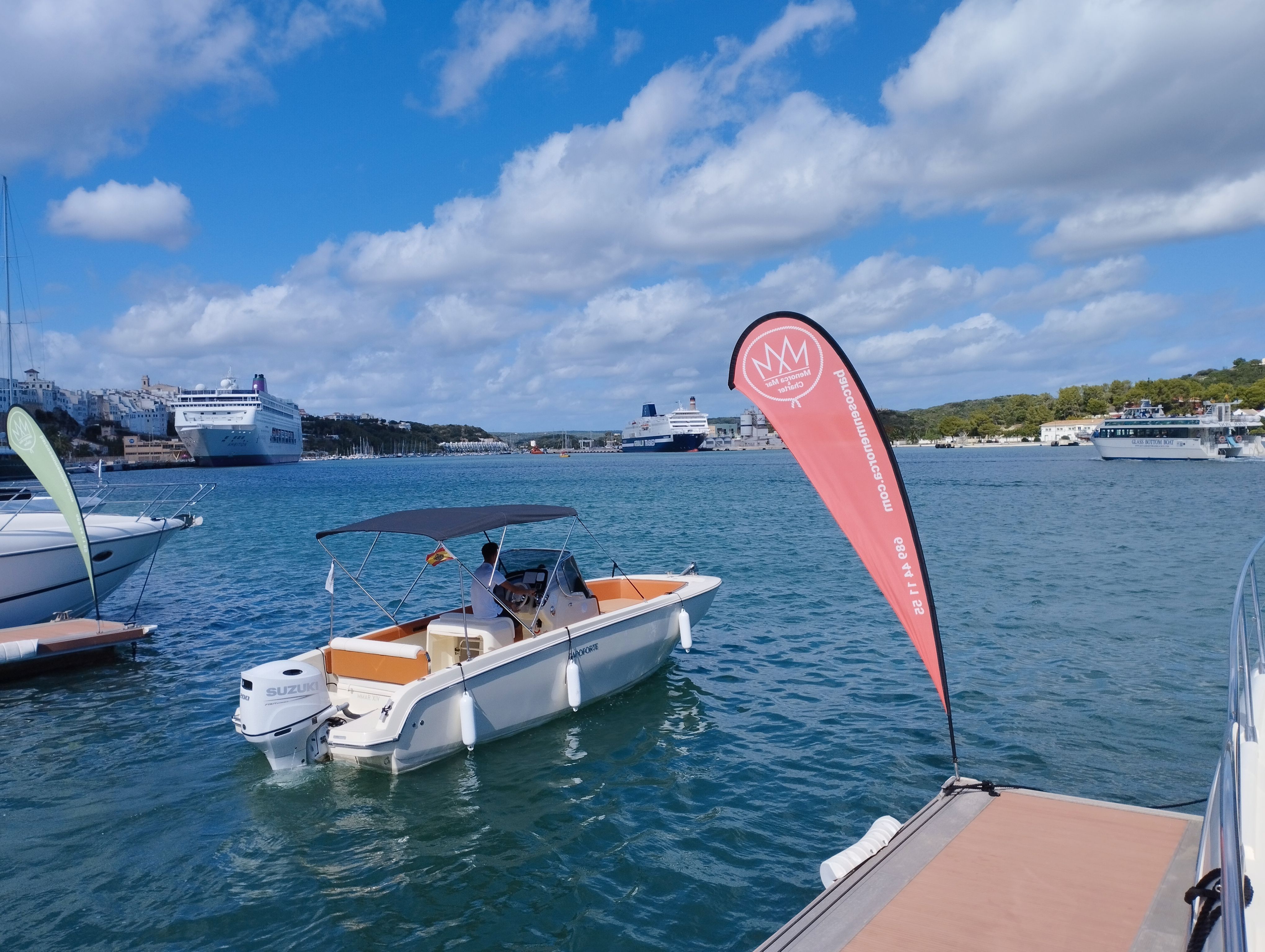 Invictus 240 | Menorcamar 11