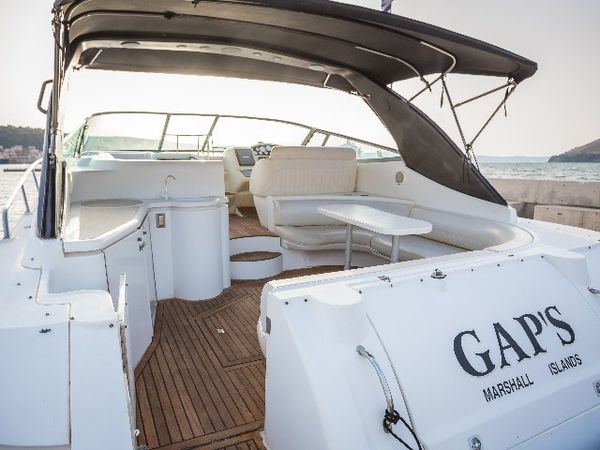 Cruiser Yachts 44.5 | Gaps