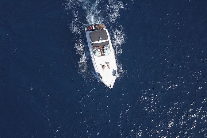 Cruiser Yachts 44.5 | Gaps