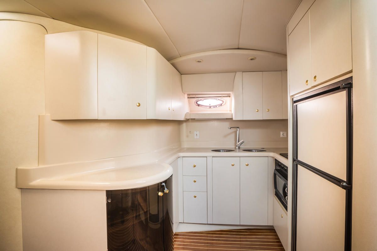 Cruiser Yachts 44.5 | Gaps