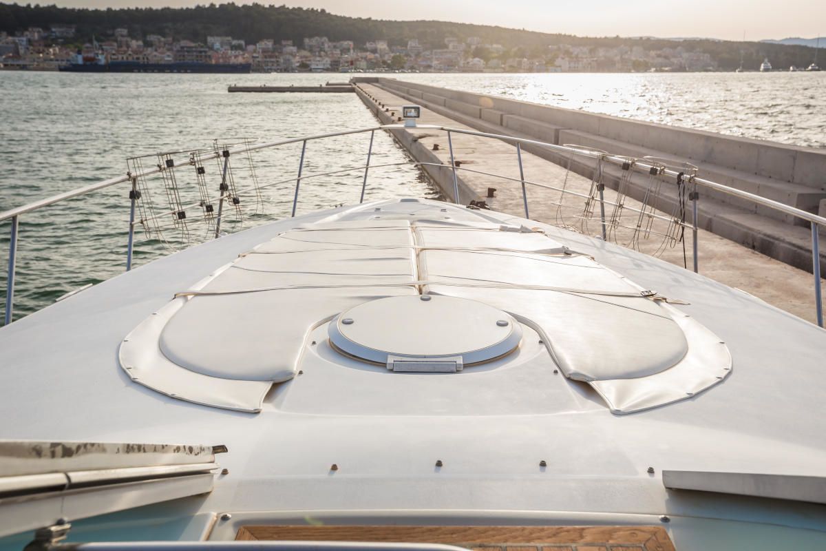 Cruiser Yachts 44.5 | Gaps