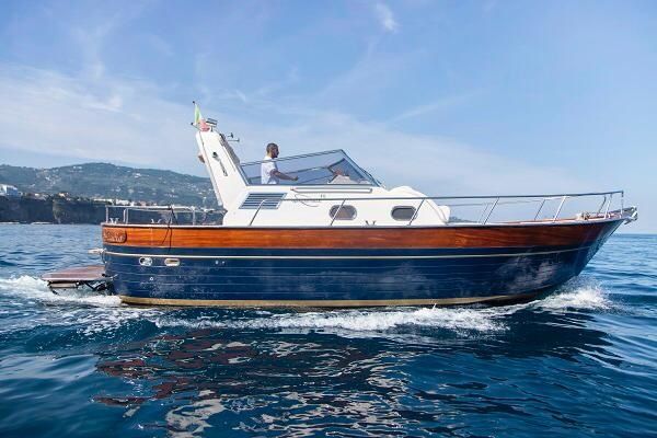 Apreamare 10 | Giulia