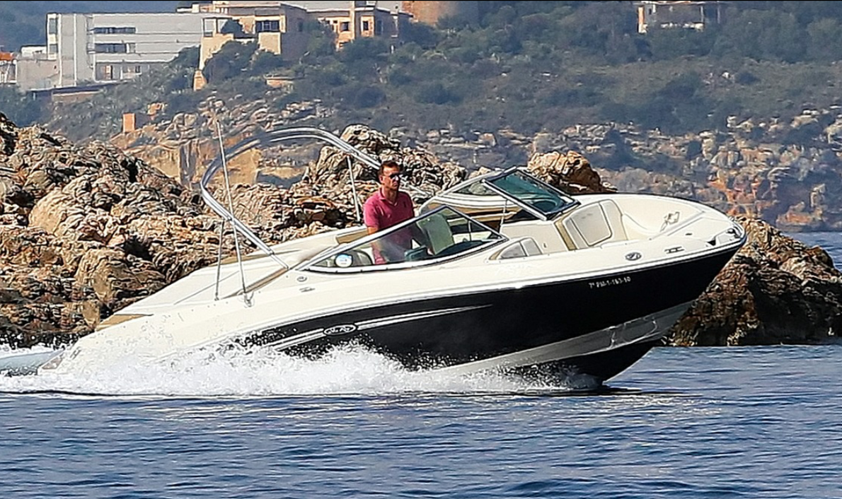 Sea Ray 230 Select | Kakahuete