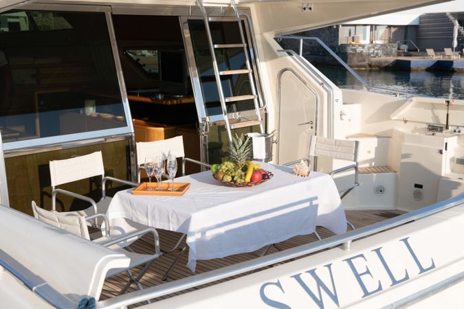 Ferretti 60 | Swell
