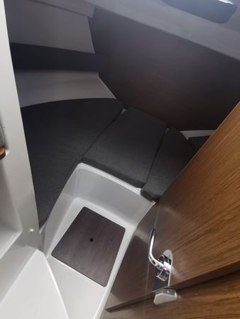 Beneteau Antares 8 | Blue Szejk