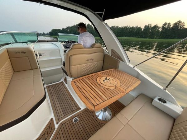 Sea Ray 265 | Sundancer