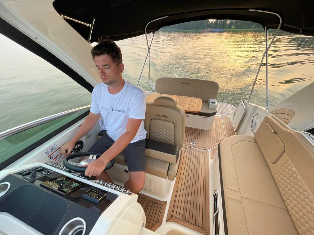 Sea Ray 265 | Sundancer