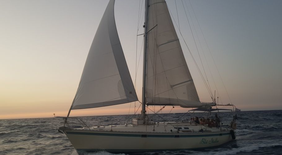 Jeanneau Sun Kiss 45 | Blu Stella