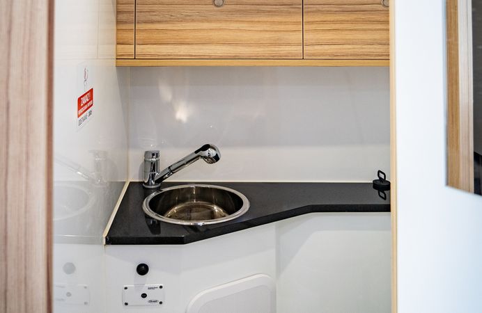 Stillo 30 | Maly Lew