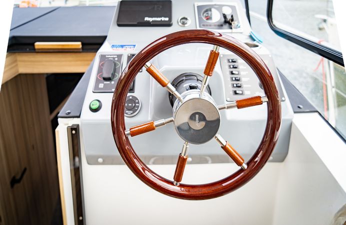 Stillo 30 | Maly Lew