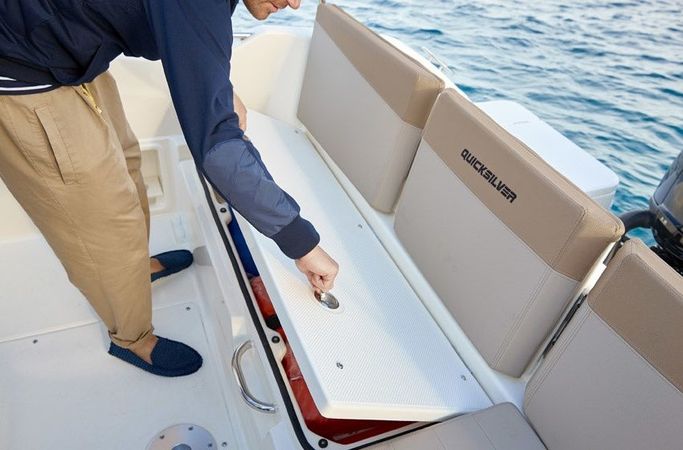 Quicksilver 675 | Lotti